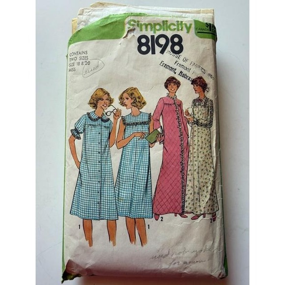 Simplicity Other - Vintage Simplicity 8198 Sewing Pattern 1977 Nightgowns and Robes